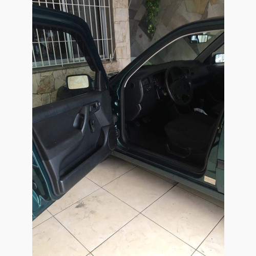 Foto do veículo VW - VolksWagen Golf GL 1.8/ 2.0i 4p 1995/1995 ID: 89957