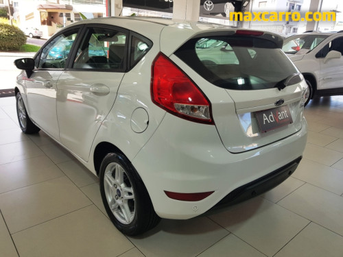 Foto do veículo Ford Fiesta SEL 1.6 16V Flex  Aut. 5p 2018/2018 ID: 89967