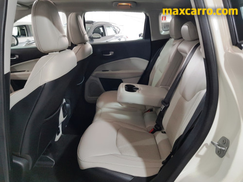 Foto do veículo Jeep COMPASS LIMITED 2.0 4x2 Flex 16V Aut. 2018/2017 ID: 90013