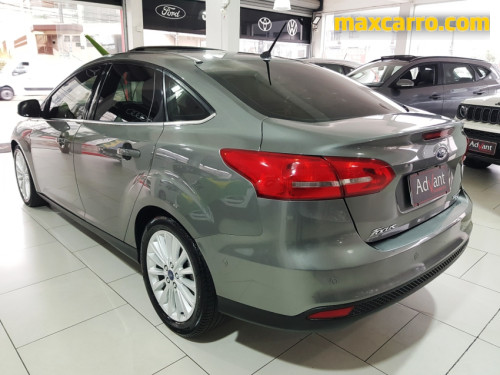 Foto do veículo Ford Focus Fastback TIT./T.PLUS 2.0 Flex Aut. 2017/2016 ID: 90015