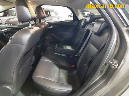 Foto do veículo Ford Focus Fastback TIT./T.PLUS 2.0 Flex Aut. 2017/2016 ID: 90015