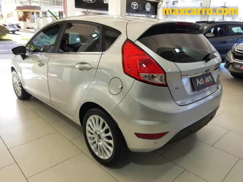 Foto do veículo Ford Fiesta TIT./TIT.Plus 1.6 16V Flex Aut. 2015/2014 ID: 90042
