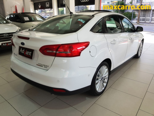 Foto do veículo Ford Focus Fastback TIT./T.PLUS 2.0 Flex Aut. 2016/2015 ID: 90047