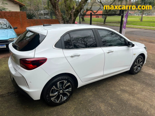 Foto do veículo GM - Chevrolet ONIX HATCH PREM. 1.0 12V TB Flex 5p Aut. 2024/2024 ID: 90072