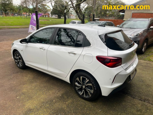 Foto do veículo GM - Chevrolet ONIX HATCH PREM. 1.0 12V TB Flex 5p Aut. 2024/2024 ID: 90072