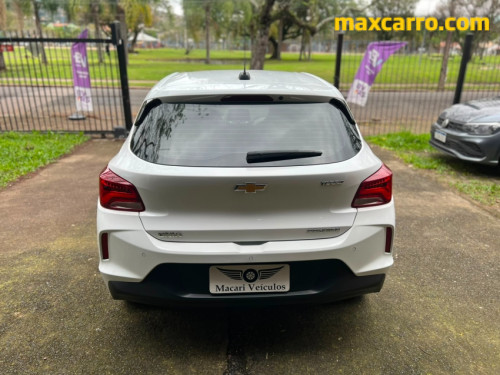 Foto do veículo GM - Chevrolet ONIX HATCH PREM. 1.0 12V TB Flex 5p Aut. 2024/2024 ID: 90072