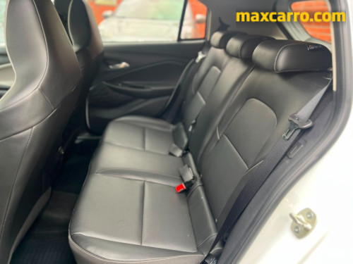 Foto do veículo GM - Chevrolet ONIX HATCH PREM. 1.0 12V TB Flex 5p Aut. 2024/2024 ID: 90072