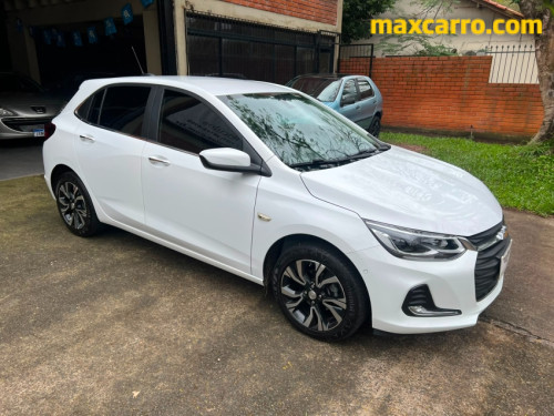 Foto do veículo GM - Chevrolet ONIX HATCH PREM. 1.0 12V TB Flex 5p Aut. 2024/2024 ID: 90072