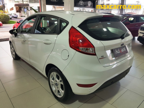 Foto do veículo Ford Fiesta SE 1.6 16V Flex 5p 2016/2015 ID: 90080