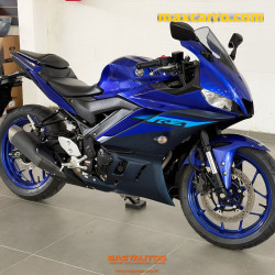 YAMAHA YZF R-3 321/ABS