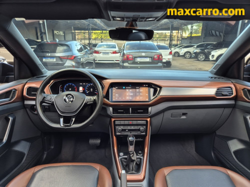 Foto do veículo VW - VolksWagen T-Cross Comfor. 200 TSI 1.0 Flex 5p Aut. 2021/2020 ID: 90144