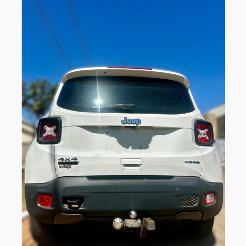 Foto do veículo Jeep Renegade Moab 2.0 4x4 TB Diesel Aut. 2021/2021 ID: 90149