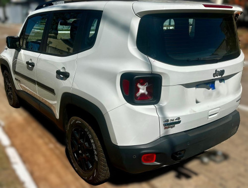 Foto do veículo Jeep Renegade Moab 2.0 4x4 TB Diesel Aut. 2021/2021 ID: 90149