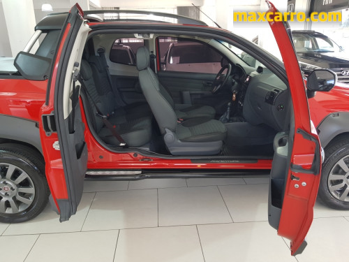 Foto do veículo Fiat Strada Adv.Ext./ Ext. 1.8 LOCKER Flex CD 2015/2015 ID: 90150