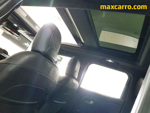 Foto do veículo Jeep Renegade S T270 1.3 TB 4x4 Flex Aut. 2022/2022 ID: 90155