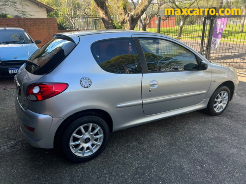 Foto do veículo Peugeot 207 XR 1.4 Flex 8V 3p 2012/2012 ID: 90157