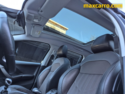 Foto do veículo Peugeot 2008 Griffe 1.6 Turbo Flex 16V 5p Mec. 2017/2016 ID: 90180